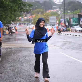 Runner Photo 7931315