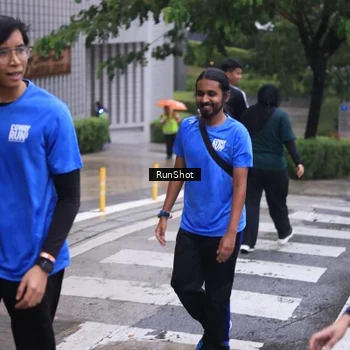 Runner Photo 7931324