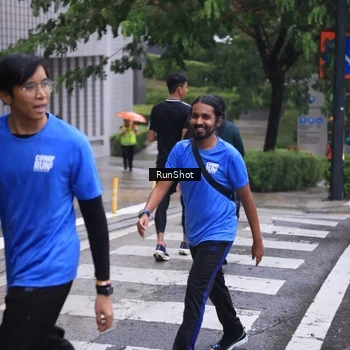 Runner Photo 7931330