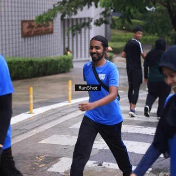 Runner Photo 7931332