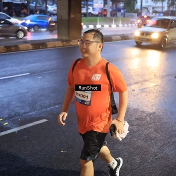 Runner Photo 7931334