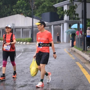 Runner Photo 7931335