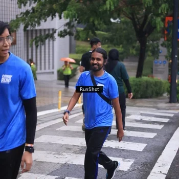 Runner Photo 7931339