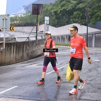 Runner Photo 7931345