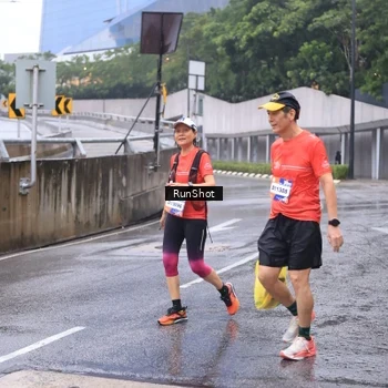 Runner Photo 7931346