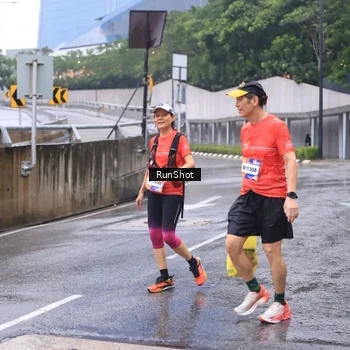 Runner Photo 7931347