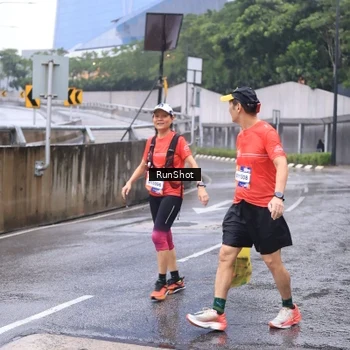 Runner Photo 7931348