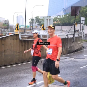 Runner Photo 7931355