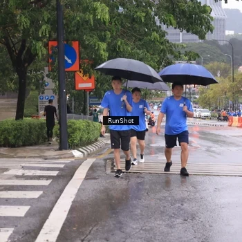 Runner Photo 7931380