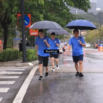 Runner Photo 7931390