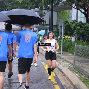 Runner Photo 7931403