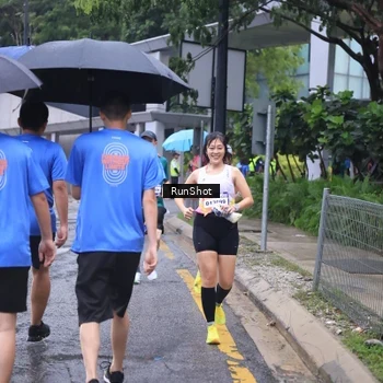 Runner Photo 7931416