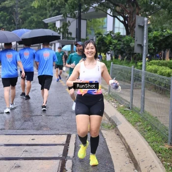 Runner Photo 7931420