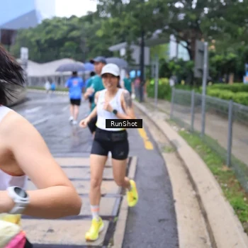 Runner Photo 7931441