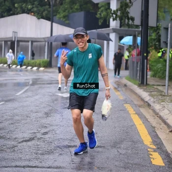 Runner Photo 7931466