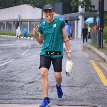 Runner Photo 7931471