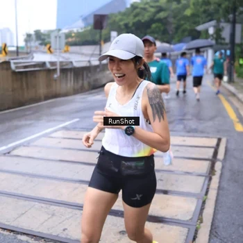 Runner Photo 7931472