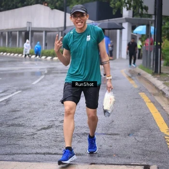 Runner Photo 7931475