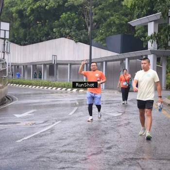 Runner Photo 7931490