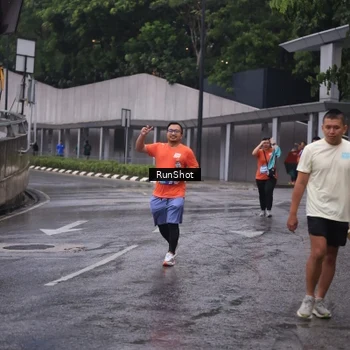 Runner Photo 7931495