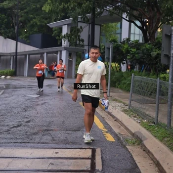 Runner Photo 7931500