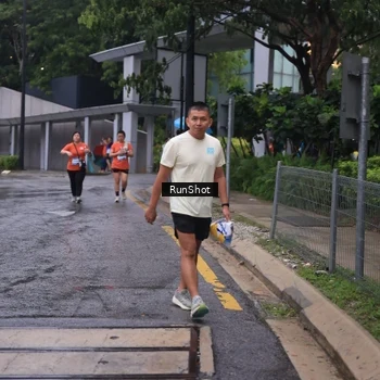 Runner Photo 7931501