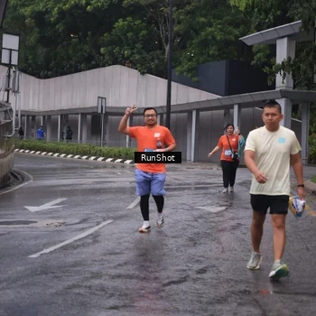 Runner Photo 7931509