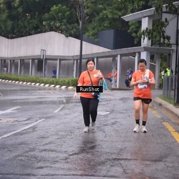 Runner Photo 7931520