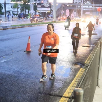 Runner Photo 7931535