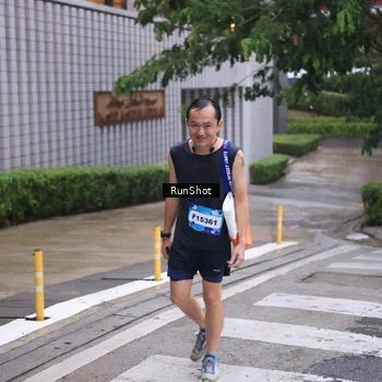 Runner Photo 7931537