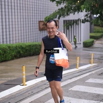 Runner Photo 7931542