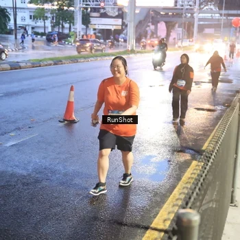 Runner Photo 7931545
