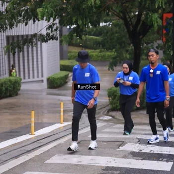 Runner Photo 7931552
