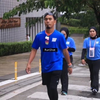 Runner Photo 7931574