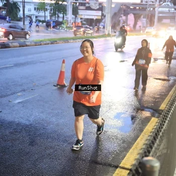 Runner Photo 7931575