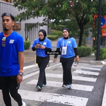 Runner Photo 7931582
