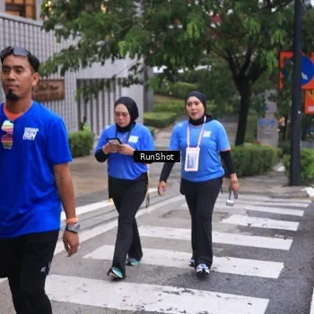 Runner Photo 7931584