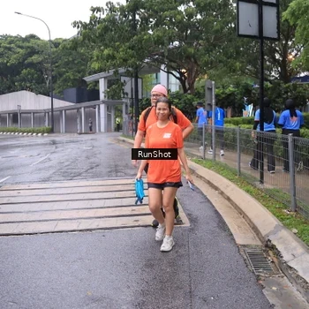 Runner Photo 7931635