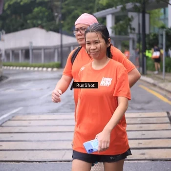 Runner Photo 7931645