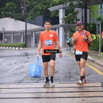 Runner Photo 7931648