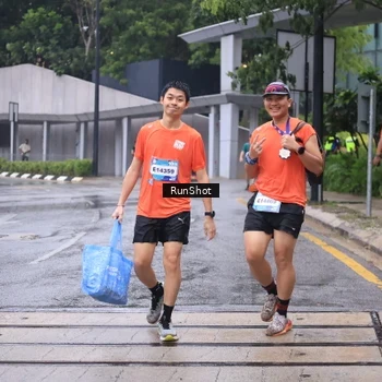 Runner Photo 7931650