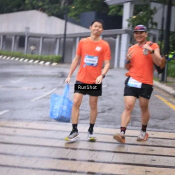 Runner Photo 7931651