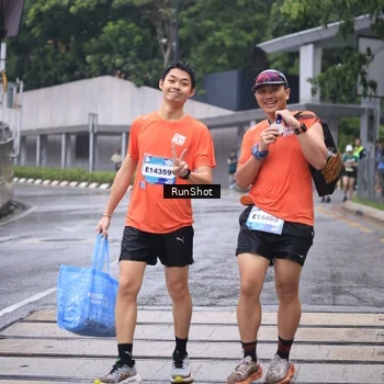 Runner Photo 7931657