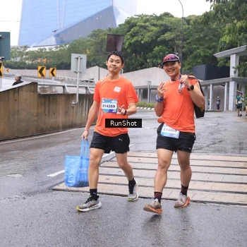 Runner Photo 7931660