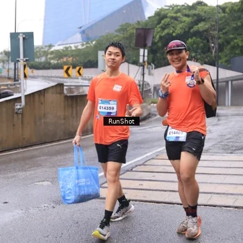 Runner Photo 7931671