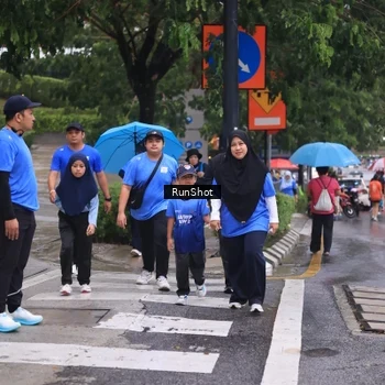 Runner Photo 7931684
