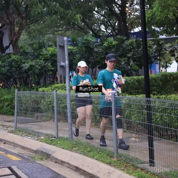 Runner Photo 7931705