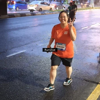 Runner Photo 7931735