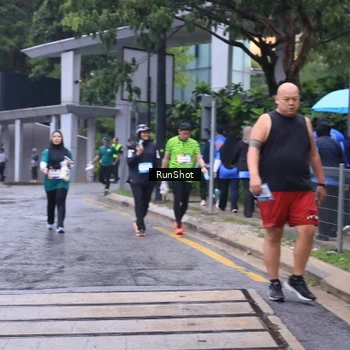Runner Photo 7931748