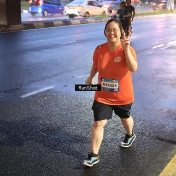 Runner Photo 7931751